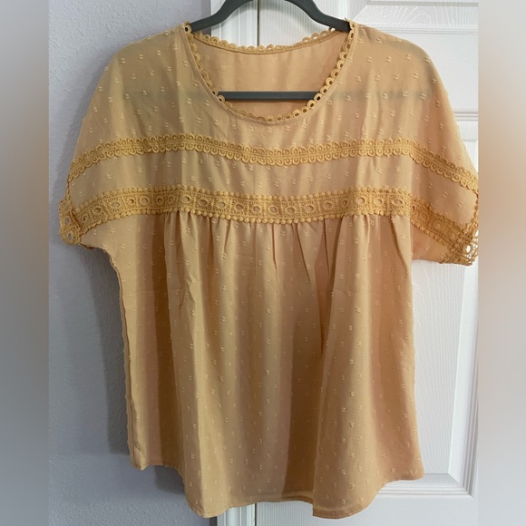 Golden eyelet summery top with details size medium - Picture 1 of 6